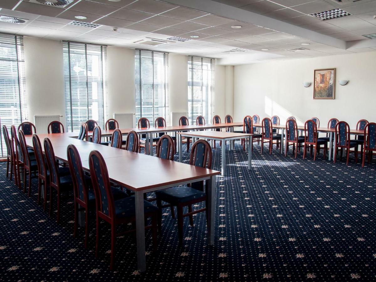 סולץ קויבסקי Hotel Restauracja Autos מראה חיצוני תמונה
